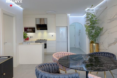 Penthouse for sale in Torrevieja, Alicante, Spain 1 bedroom, 45 sq.m. No. 194794 - photo 10