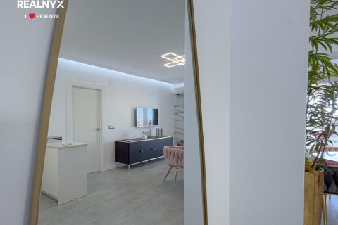 Penthouse for sale in Torrevieja, Alicante, Spain 1 bedroom, 45 sq.m. No. 194794 - photo 16
