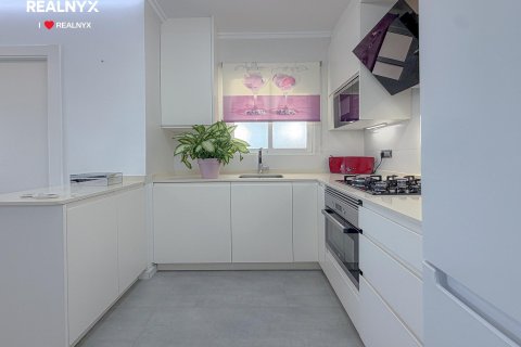 Penthouse for sale in Torrevieja, Alicante, Spain 1 bedroom, 45 sq.m. No. 194794 - photo 14