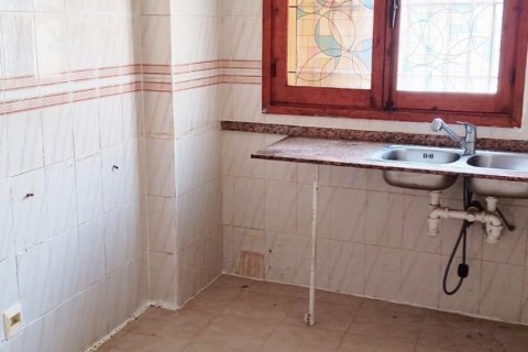 Bungalow for sale in Torrevieja, Alicante, Spain 2 bedrooms, 75 sq.m. No. 194789 - photo 4