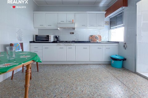 Penthouse for sale in Torrevieja, Alicante, Spain 4 bedrooms, 112 sq.m. No. 194792 - photo 12