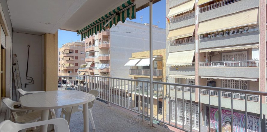 Penthouse in Torrevieja, Alicante, Spain 4 bedrooms, 112 sq.m. No. 194792