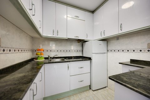 Huoneisto myytävänä Torrevieja, Alicante, Espanja, 2 makuuhuonetta, 55 m2 No. 194791 - kuva 24