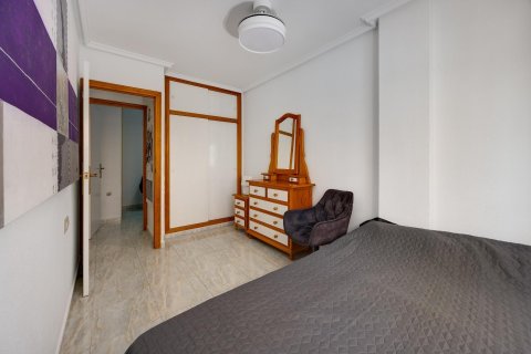 Huoneisto myytävänä Torrevieja, Alicante, Espanja, 2 makuuhuonetta, 55 m2 No. 194791 - kuva 6