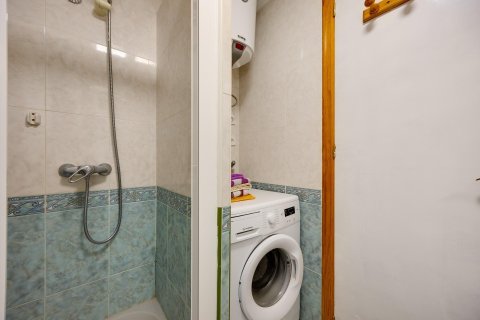 Huoneisto myytävänä Torrevieja, Alicante, Espanja, 2 makuuhuonetta, 55 m2 No. 194791 - kuva 16