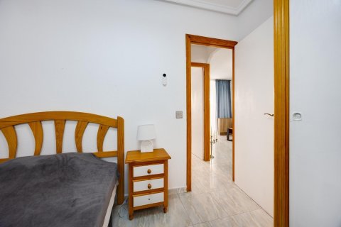 Huoneisto myytävänä Torrevieja, Alicante, Espanja, 2 makuuhuonetta, 55 m2 No. 194791 - kuva 11