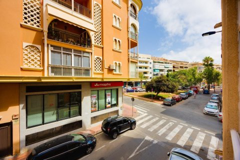 Huoneisto myytävänä Torrevieja, Alicante, Espanja, 2 makuuhuonetta, 55 m2 No. 194791 - kuva 26