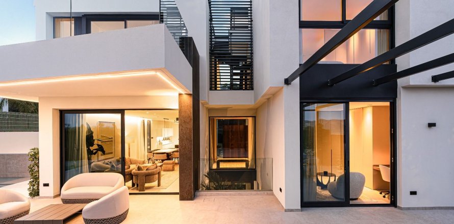 Villa La Nucia, Alicante, Spānijā 4 istabas, 322 m2 Nr. 187042
