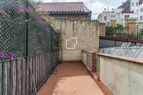 Lägenhet till salu i Barcelona, Spanien 2 sovrum, 218 kvm. Nr. 161430 - foto 29