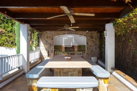 Huvila myytävänä Alella, Barcelona, Espanja, 5 makuuhuonetta, 513 m2 No. 161427 - kuva 7