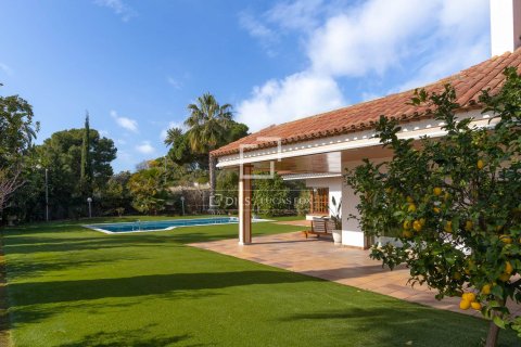 Huvila myytävänä Alella, Barcelona, Espanja, 5 makuuhuonetta, 513 m2 No. 161427 - kuva 9