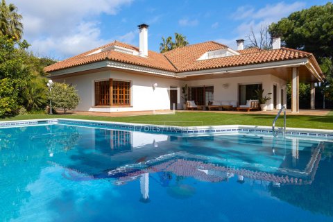 Huvila myytävänä Alella, Barcelona, Espanja, 5 makuuhuonetta, 513 m2 No. 161427 - kuva 4