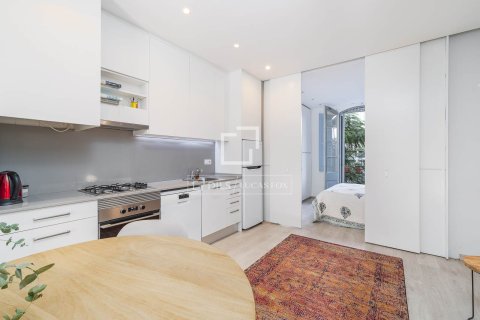 Apartment for sale in Barcelona, Spain 1 bedroom, 59 sq.m. No. 161431 - photo 13