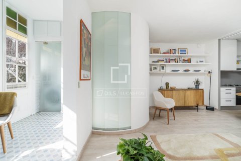 Apartment for sale in Barcelona, Spain 1 bedroom, 59 sq.m. No. 161431 - photo 7