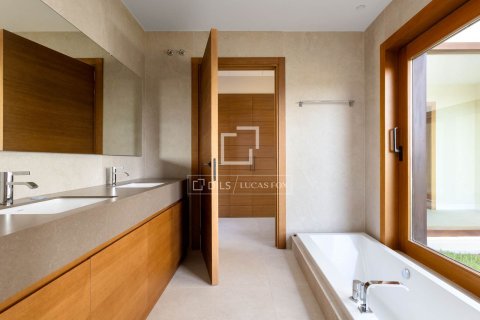 Villa for sale in Sant Andreu de Llavaneres, Barcelona, Spain 8 bedrooms, 4000 sq.m. No. 161429 - photo 26