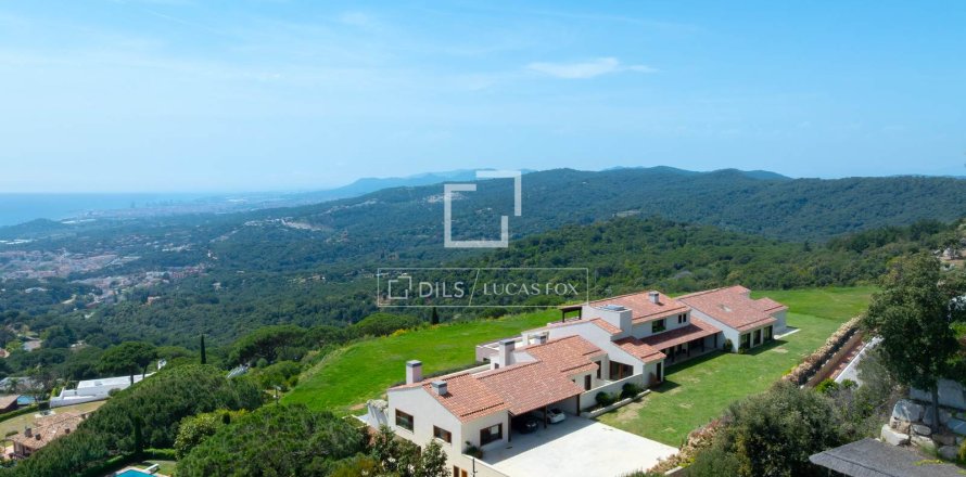Villa a Sant Andreu de Llavaneres, Barcelona, Spagna 8 camere da letto, 4000 mq. N° 161429