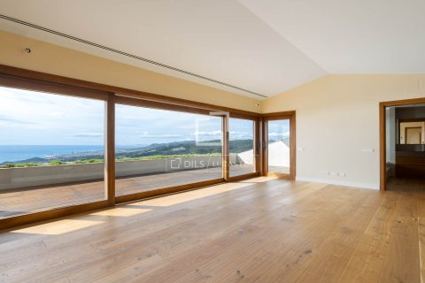 Villa for sale in Sant Andreu de Llavaneres, Barcelona, Spain 8 bedrooms, 4000 sq.m. No. 161429 - photo 29