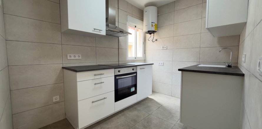 Apartment in Alicante, Spain 2 bedrooms, 76 sq.m. No. 183129