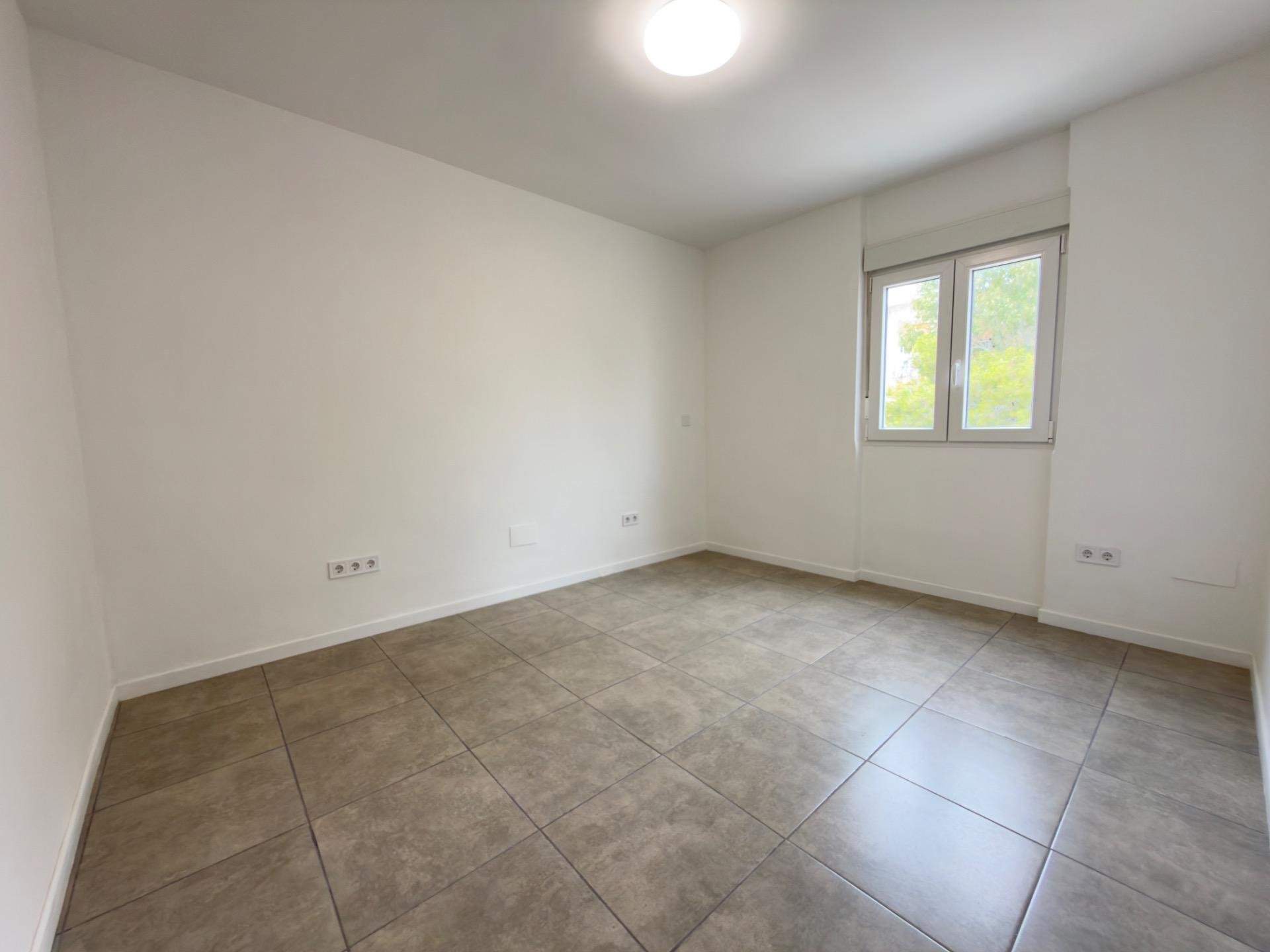 Apartment in Alicante, Spain 2 bedrooms, 76 sq.m. No. 183129