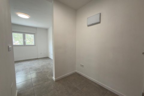 Apartment for sale in Alicante, Spain 2 bedrooms, 76 sq.m. No. 183129 - photo 2