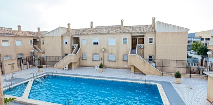 Apartamento en Torrevieja, Alicante, España 2 dormitorios, 56 m2 No. 183124
