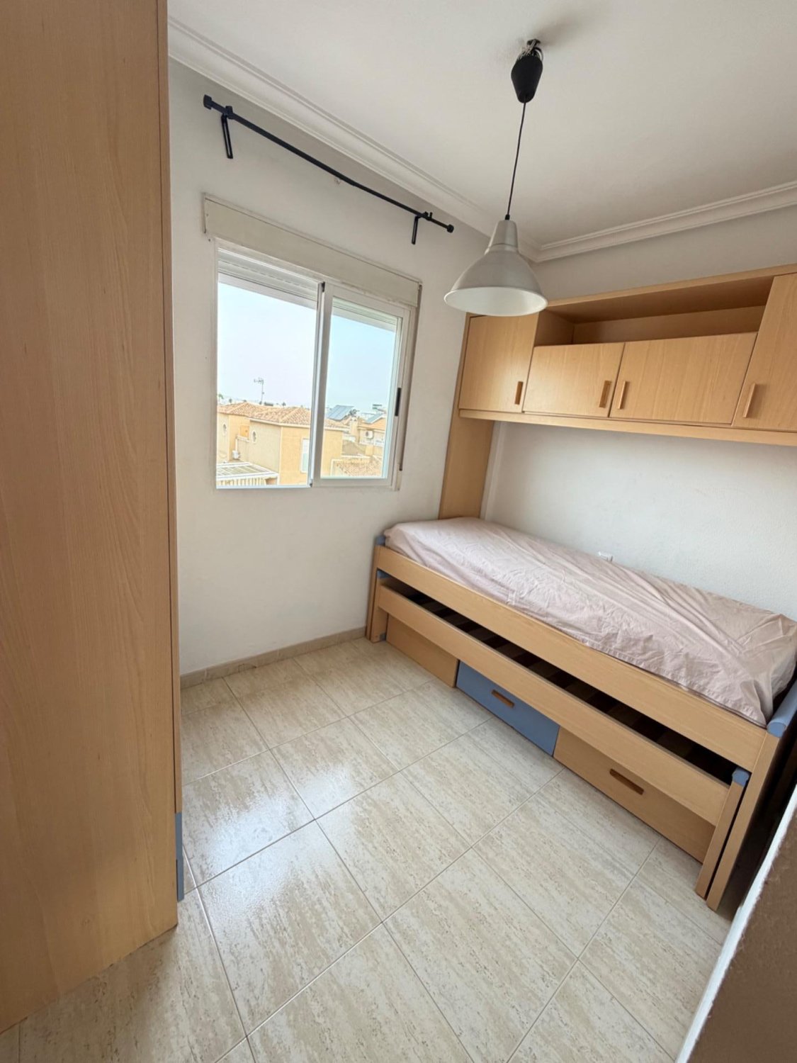 Apartamento en Torrevieja, Alicante, España 2 dormitorios, 56 m2 No. 183124