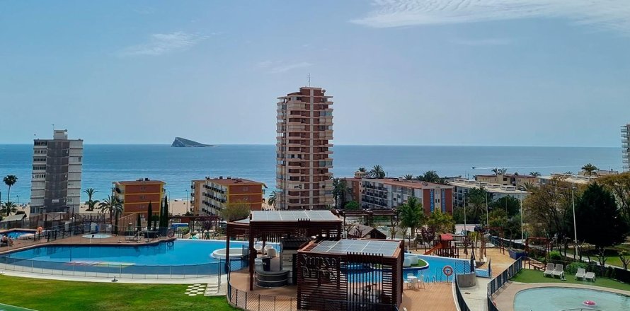 Apartamento en Benidorm, Alicante, España 2 dormitorios, 98 m2 No. 183128