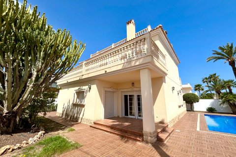 Villa for sale Alicante, Spain 4 bedrooms, 261 sq.m. No. 119769 - photo 1
