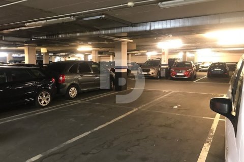 Продажа коммерческой недвижимости в Сантс-Монтжуик, Барселона, Испания 8512м2 №151869 - фото 3