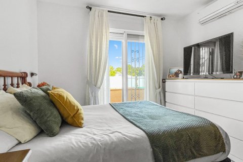Продажа таухауса в Торревьеха, Аликанте, Испания 3 спальни, 130м2 №189661 - фото 14