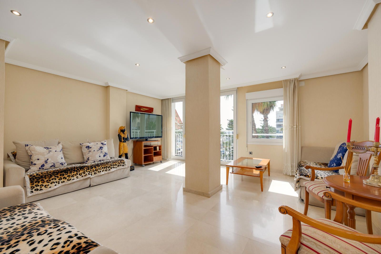 Radhus i Torrevieja, Alicante, Spanien 2 sovrum, 100 kvm. Nr. 114510