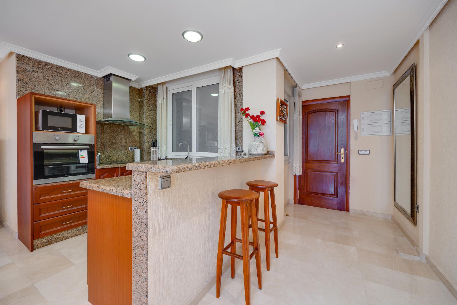 Radhus i Torrevieja, Alicante, Spanien 2 sovrum, 100 kvm. Nr. 114510