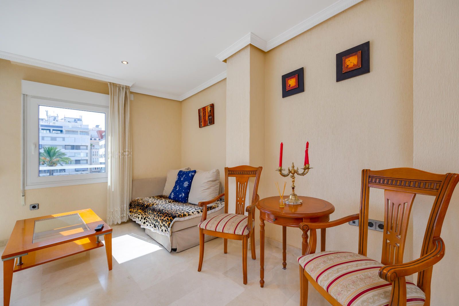 Radhus i Torrevieja, Alicante, Spanien 2 sovrum, 100 kvm. Nr. 114510
