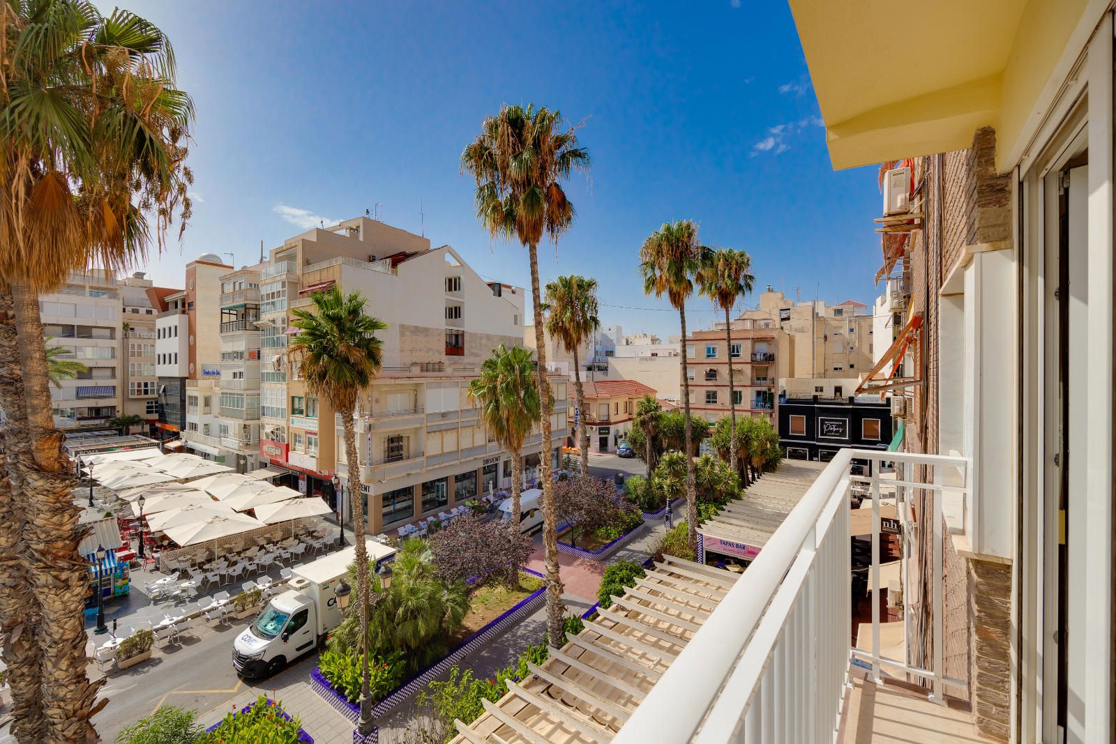 Radhus i Torrevieja, Alicante, Spanien 2 sovrum, 100 kvm. Nr. 114510
