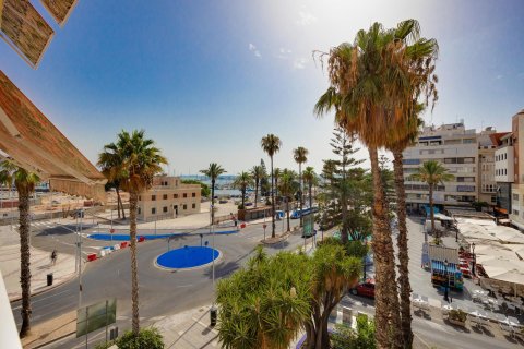 Townhouse for sale Torrevieja, Alicante, Spain 2 bedrooms, 100 sq.m. No. 114510 - photo 9