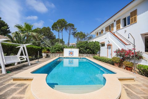 Villa for sale in Santa Ponsa, Mallorca, Spain 4 bedrooms, 270 sq.m. No. 179994 - photo 2