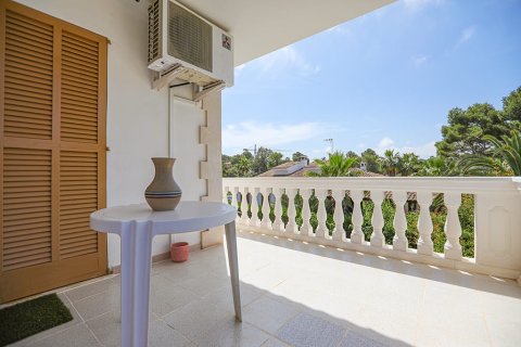 Villa for sale in Santa Ponsa, Mallorca, Spain 4 bedrooms, 270 sq.m. No. 179994 - photo 18