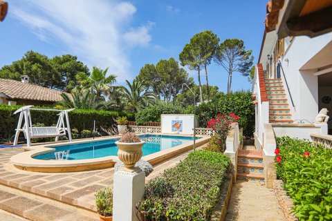 Villa for sale in Santa Ponsa, Mallorca, Spain 4 bedrooms, 270 sq.m. No. 179994 - photo 4
