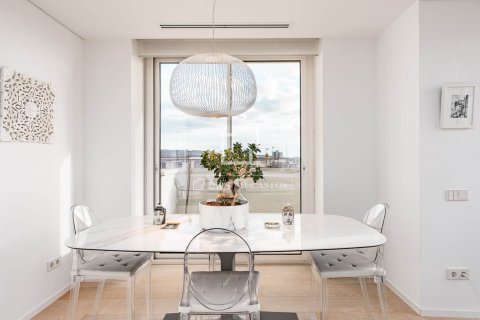 Lägenhet till salu i Barcelona, Spanien 2 sovrum, 75 kvm. Nr. 161392 - foto 6