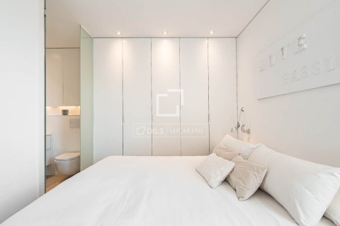 Lägenhet till salu i Barcelona, Spanien 2 sovrum, 75 kvm. Nr. 161392 - foto 27