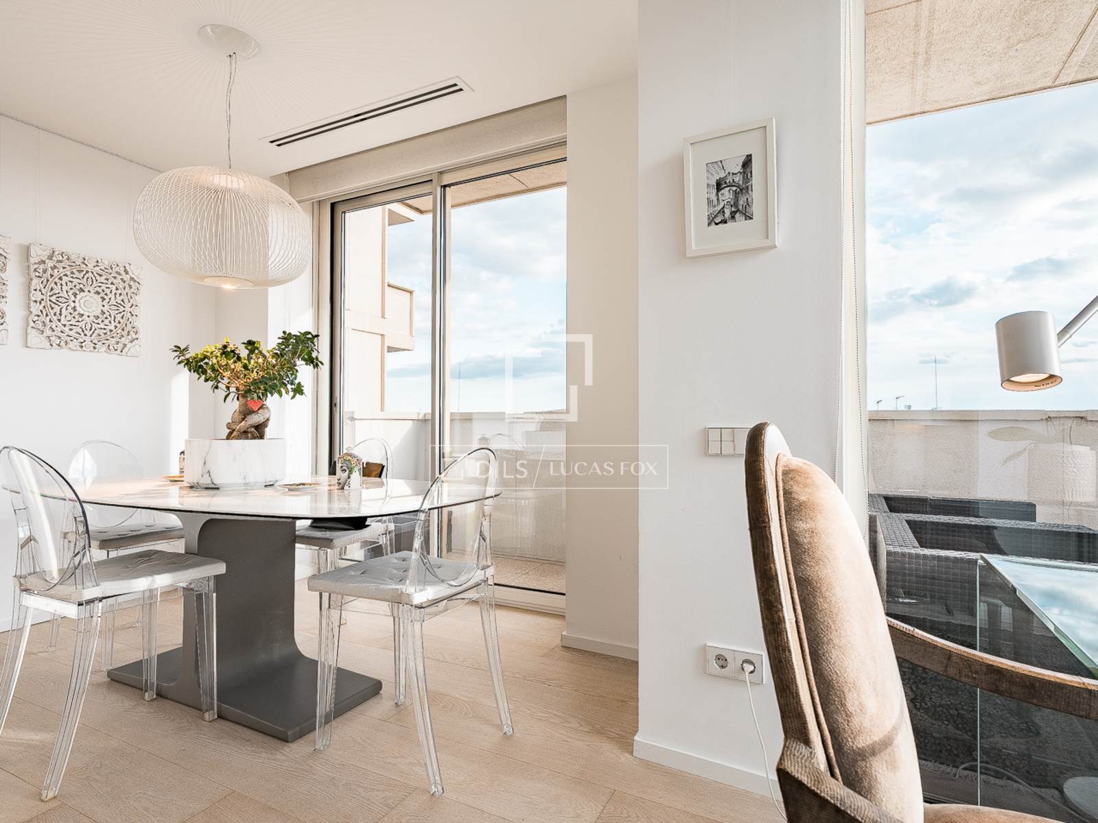 Apartment à Barcelona, Espagne 2 chambres, 78 m2 No. 161392