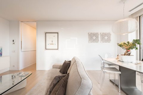 Lägenhet till salu i Barcelona, Spanien 2 sovrum, 75 kvm. Nr. 161392 - foto 11