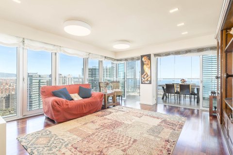 Lägenhet till salu i Barcelona, Spanien 3 sovrum, 159 kvm. Nr. 161398 - foto 5