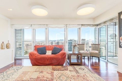 Lägenhet till salu i Barcelona, Spanien 3 sovrum, 159 kvm. Nr. 161398 - foto 8