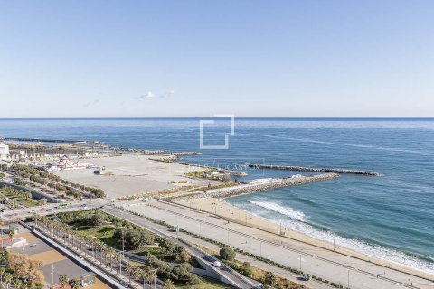 Lägenhet till salu i Barcelona, Spanien 3 sovrum, 159 kvm. Nr. 161398 - foto 11