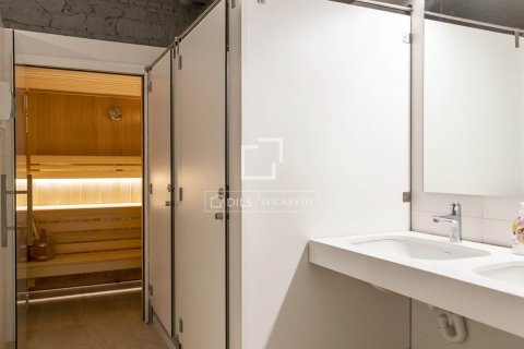 Apartment for sale in Barcelona, Spain 1 bedroom, 54 sq.m. No. 161393 - photo 30