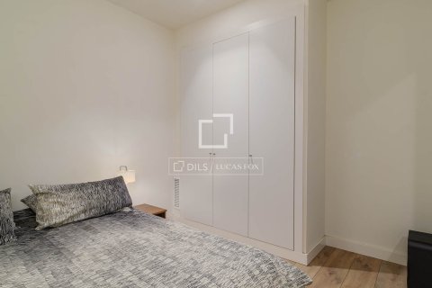 Apartment for sale in Barcelona, Spain 1 bedroom, 54 sq.m. No. 161393 - photo 8