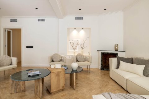 Appartamento in vendita a Barcelona, Spagna 3 camere da letto, 184 mq. N° 161397 - foto 4