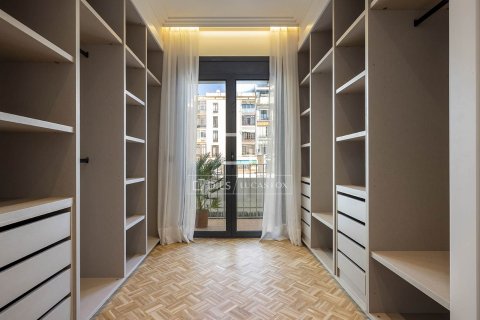 Appartamento in vendita a Barcelona, Spagna 3 camere da letto, 184 mq. N° 161397 - foto 29