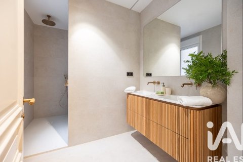 Продажа квартиры в Мадрид, Испания 2 спальни, 103м2 №172949 - фото 27